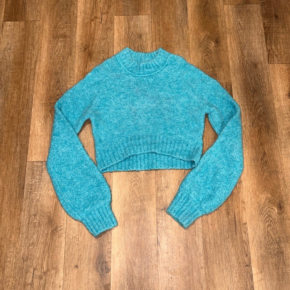Urban Outfitters Turquoise Blue Cropped Mock Neck Fuzzy Knit Sweater Large